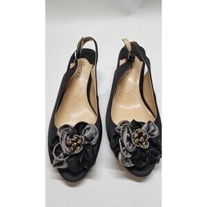 J. Renee Leonelle Women's Pump Size 8.5 One Left Shoe